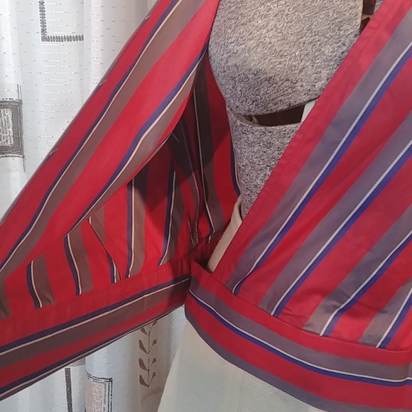 🤎 Vintage Stripe Wrap Top - Picture 3 of 8